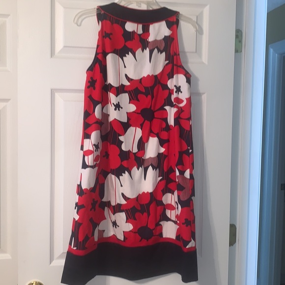 Kim Rogers Floral Dress - Picture 2 of 2